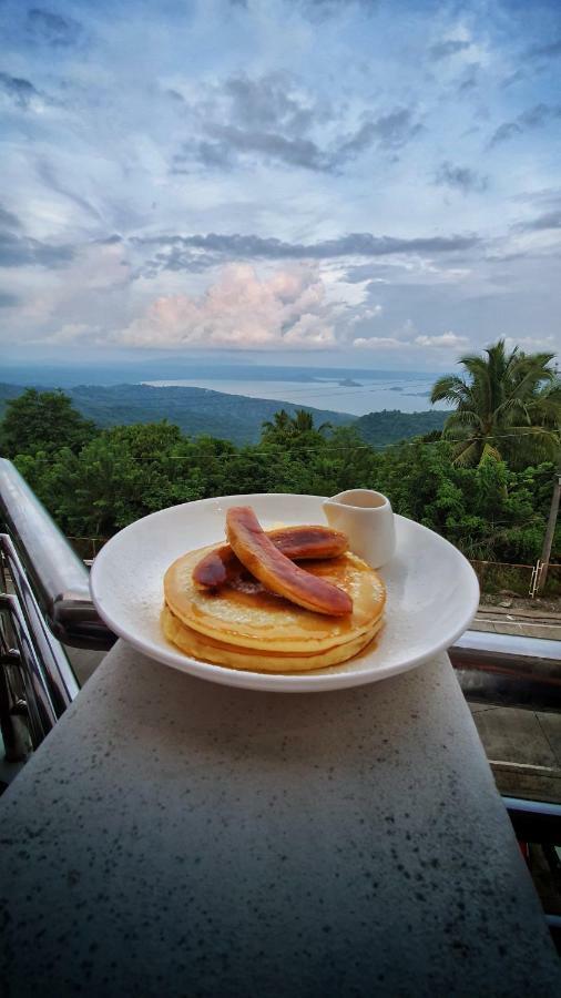 タガイタイ The Nest, Tagaytay Bed & Breakfast エクステリア 写真