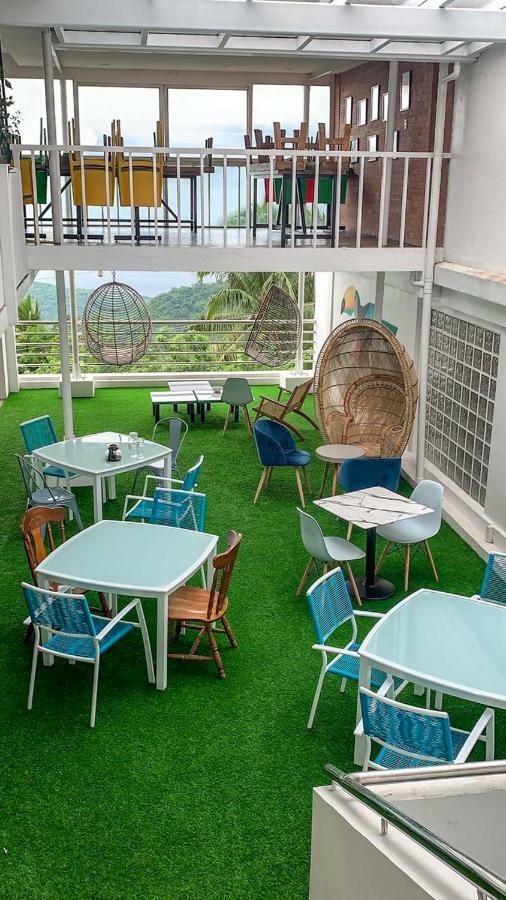 タガイタイ The Nest, Tagaytay Bed & Breakfast エクステリア 写真