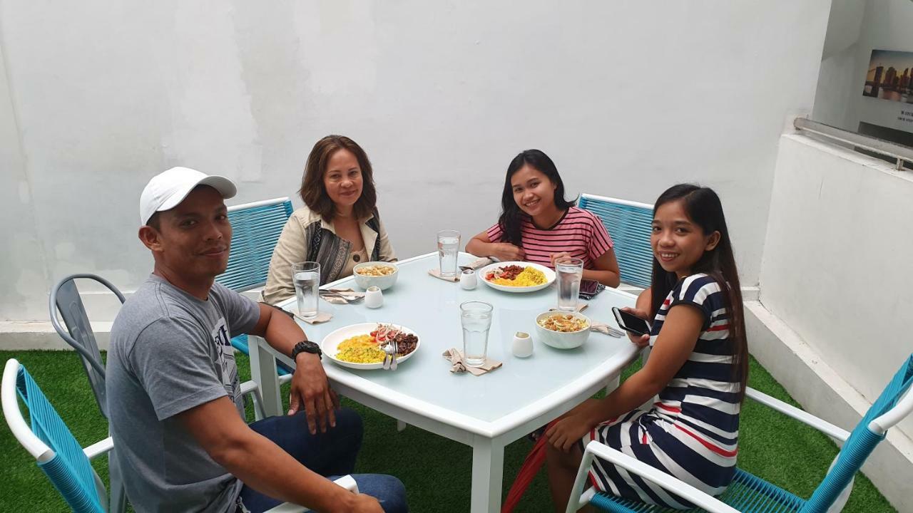 タガイタイ The Nest, Tagaytay Bed & Breakfast エクステリア 写真