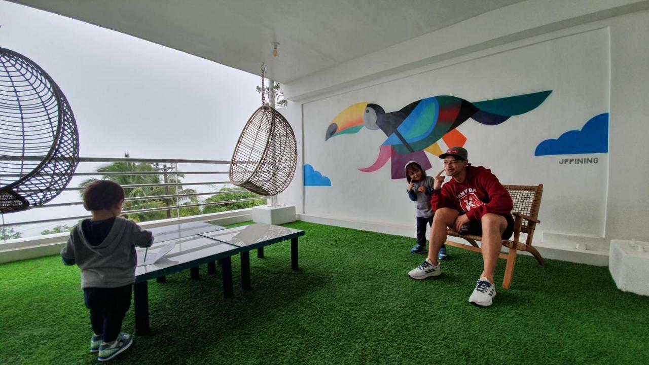 タガイタイ The Nest, Tagaytay Bed & Breakfast エクステリア 写真
